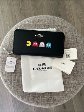 NWT Coach Pac-Man Black Continental Leather Wallet With Papers and Dust Bag